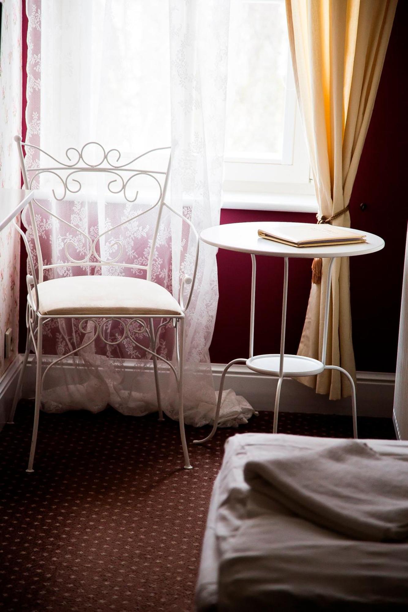 Dwor Zlotopolska Dolina Mansion House Nowy Dwór Mazowiecki 部屋 写真